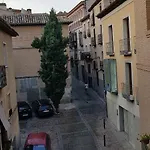 Апартаменты Santa Ursula 2 Parking Publico Por A 50 M 18 Euros Dia Толедо