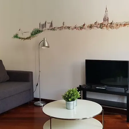 アパート Santa Ursula 2 Parking Publico Por A 50 M 18 Euros Dia トレド