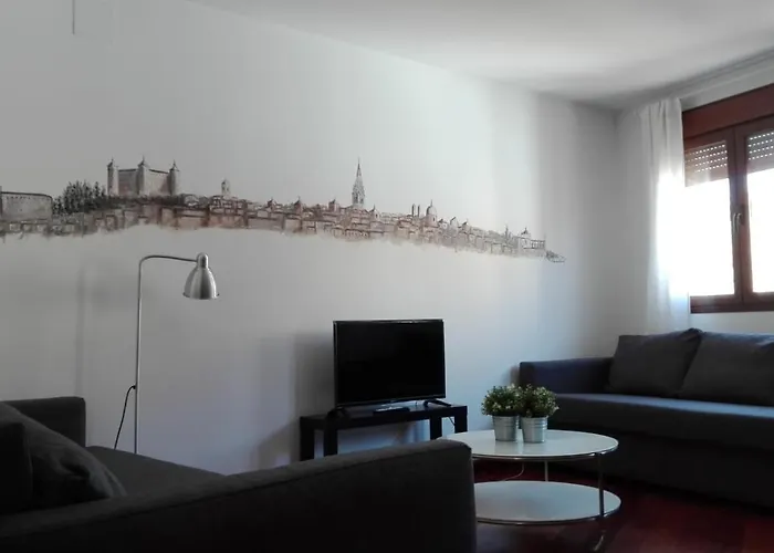 Santa Ursula 2 Parking Publico Por A 50 M 18 Euros Dia * Toledo