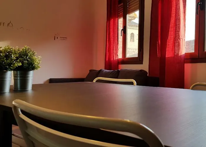 Santa Ursula 2 Parking Publico Por A 50 M 18 Euros Dia * Toledo