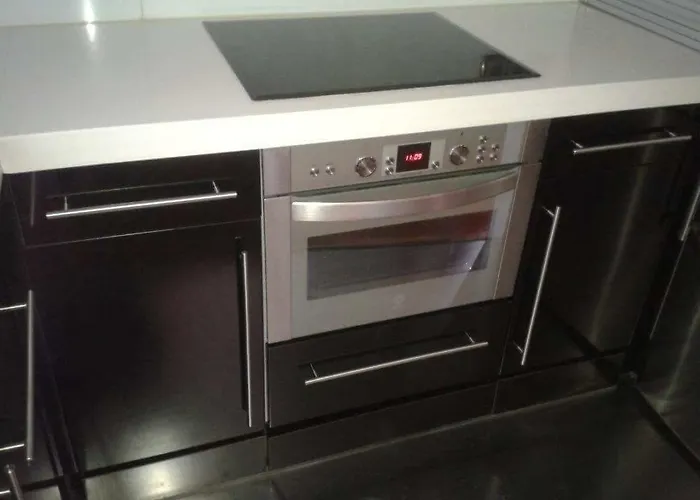 Santa Ursula 2 Parking Publico Por A 50 M 18 Euros Dia * Toledo